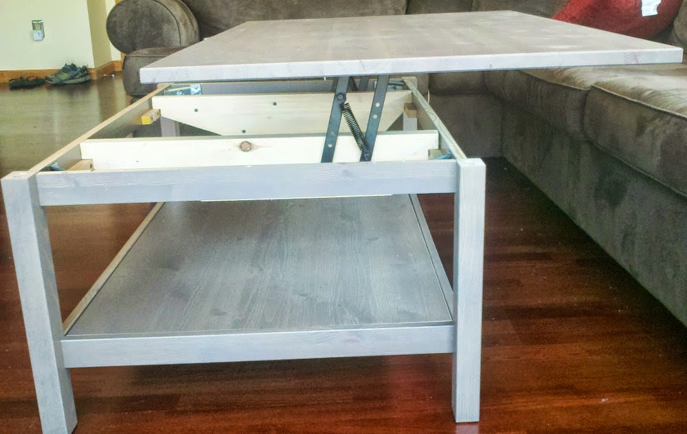 Petite table basse relevable ikea