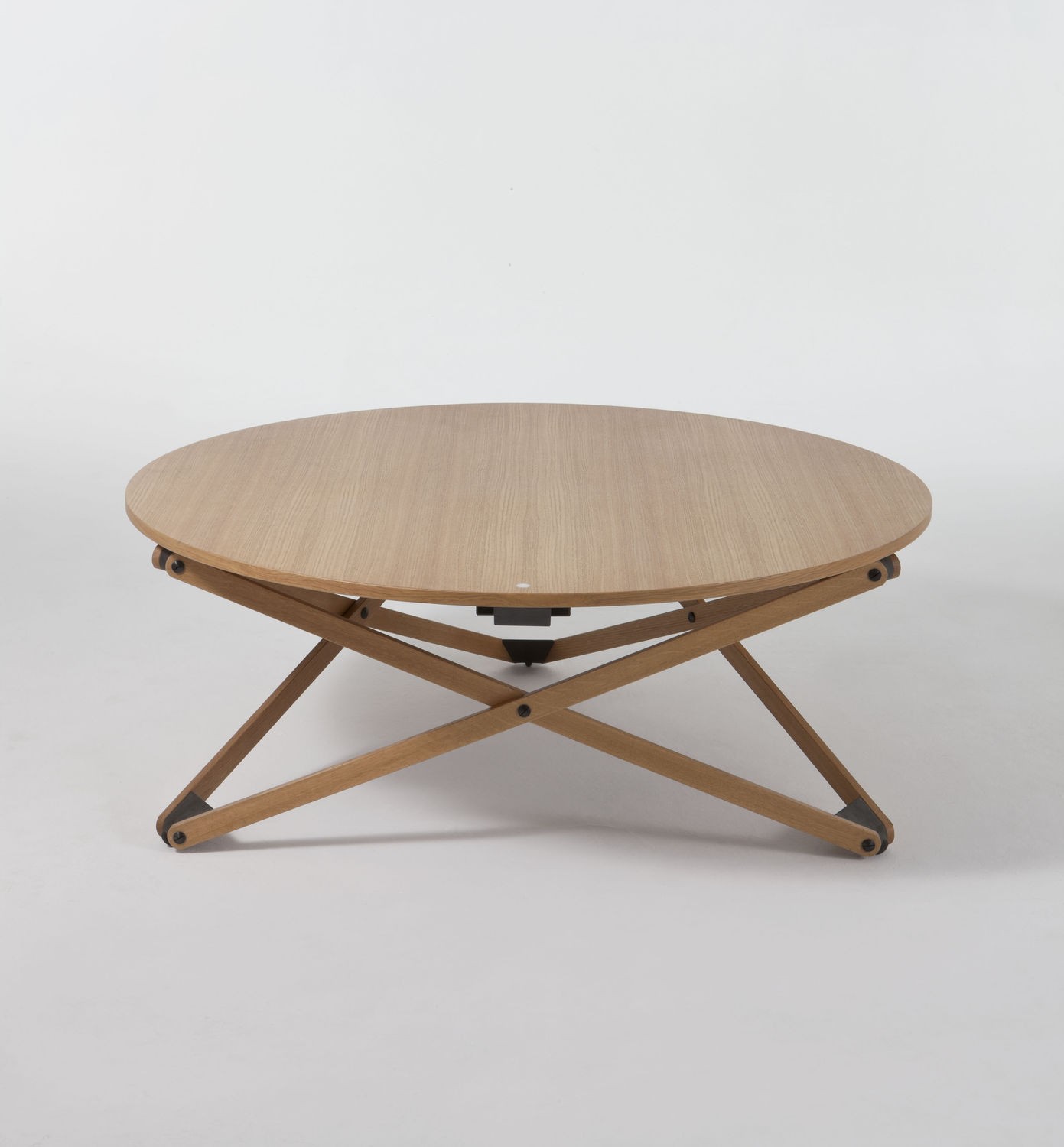 Table basse bois noir mat