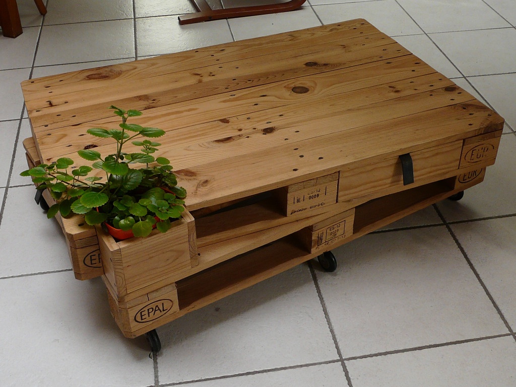 Roue pour table basse en palette