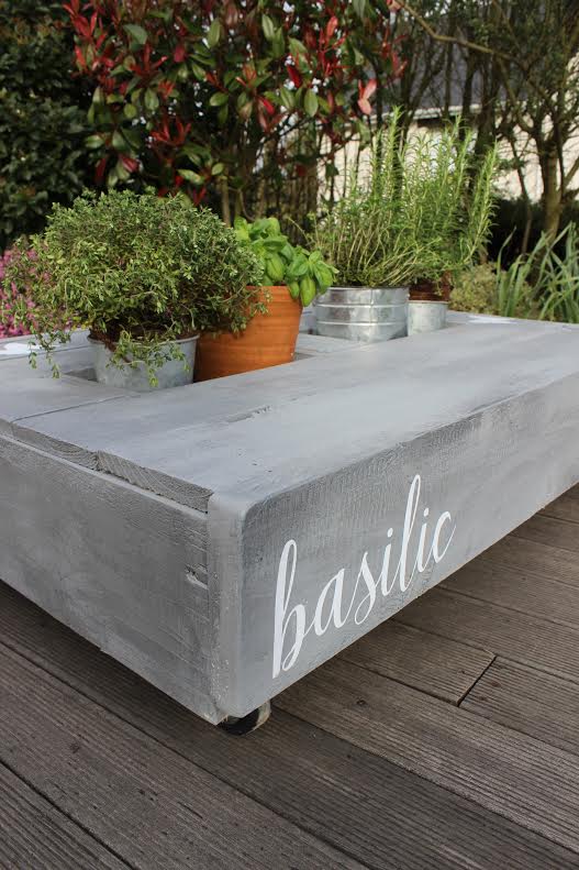 Table basse palette jardiniere