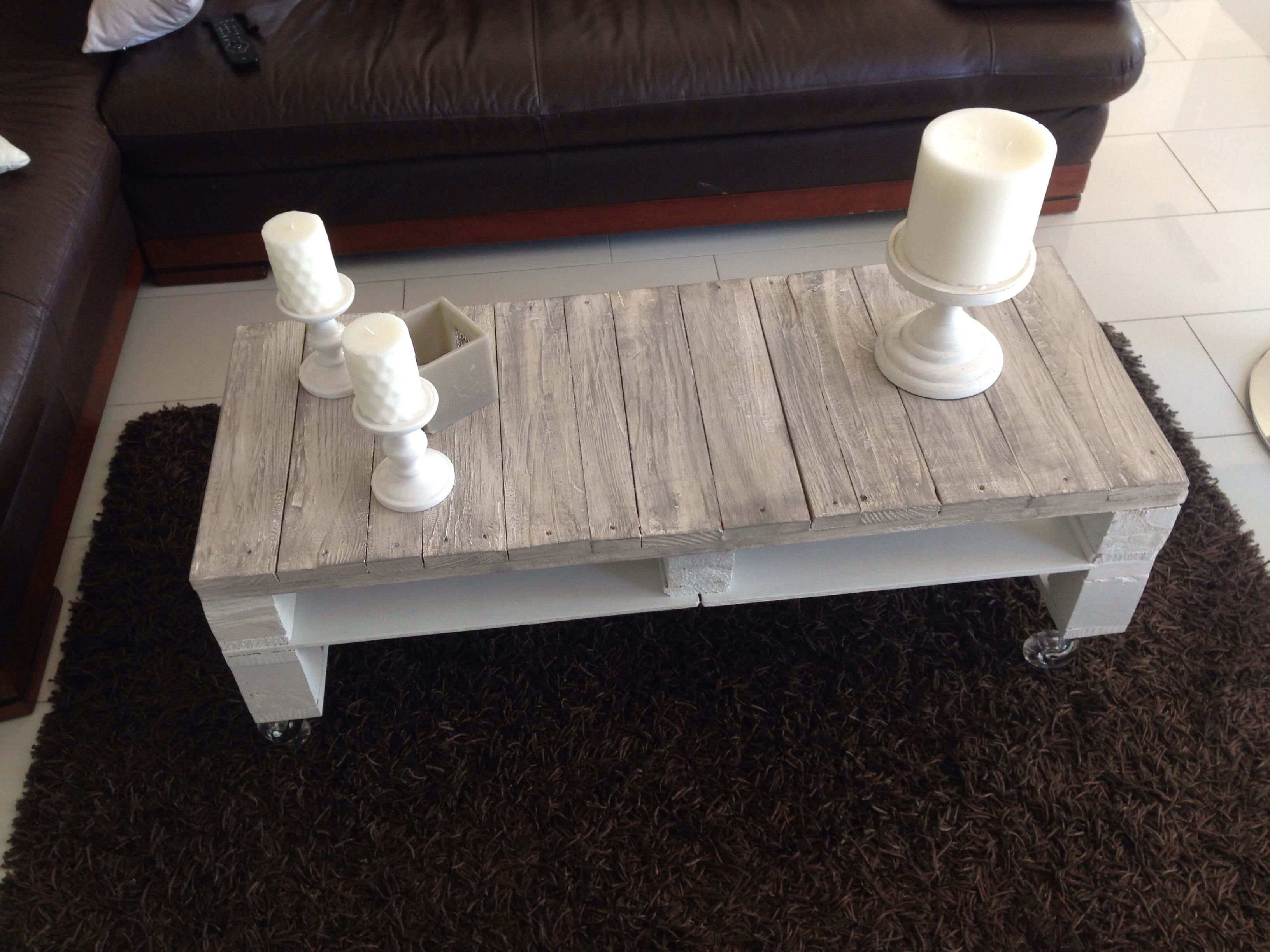 Table basse palette patiné