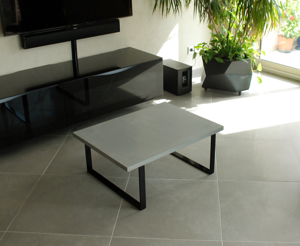 Table basse industrielle métal et béton rawy