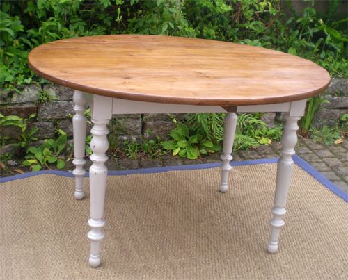 Table basse bois peint ancienne