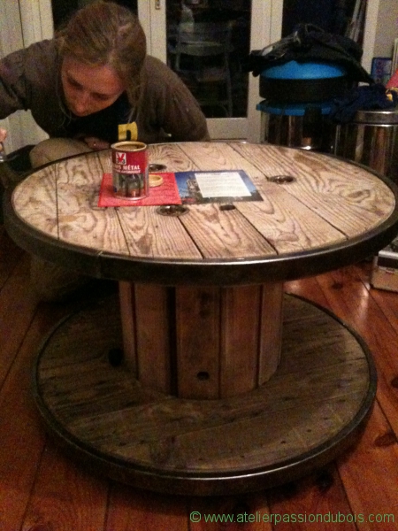 Table basse touret en bois