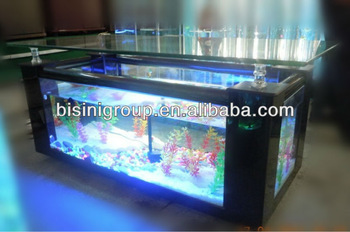 Table basse en palette avec aquarium