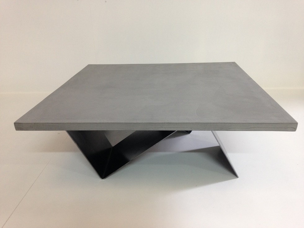 Table basse aquarium beton cire