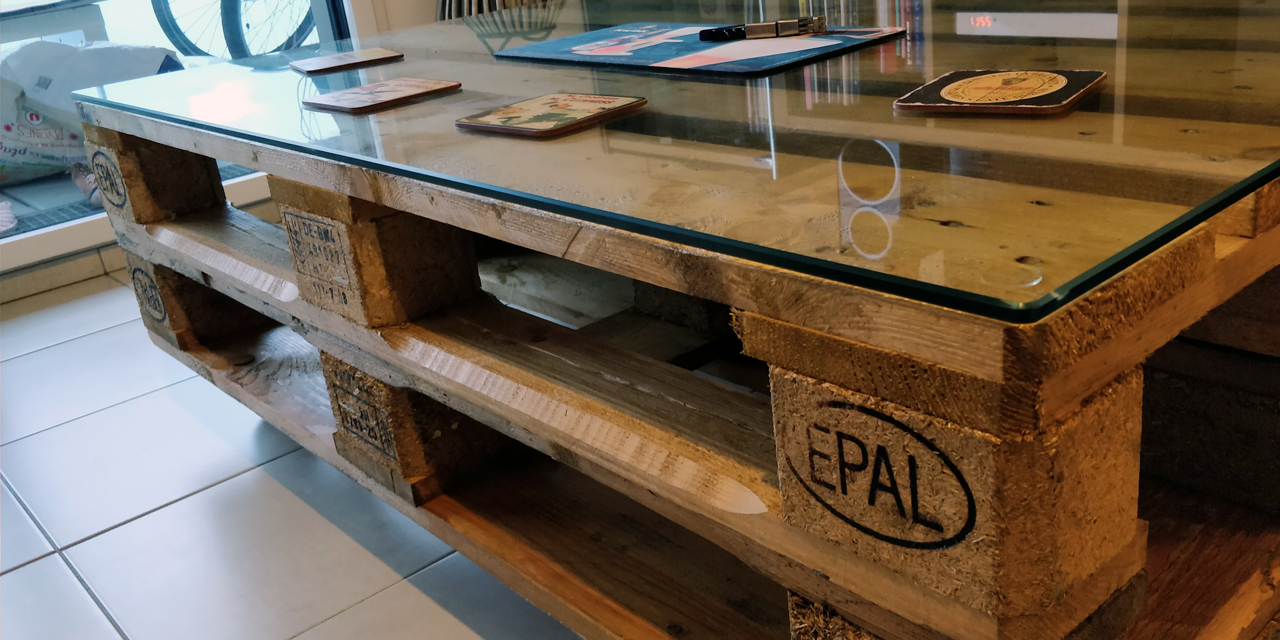 Table basse avec deux palette