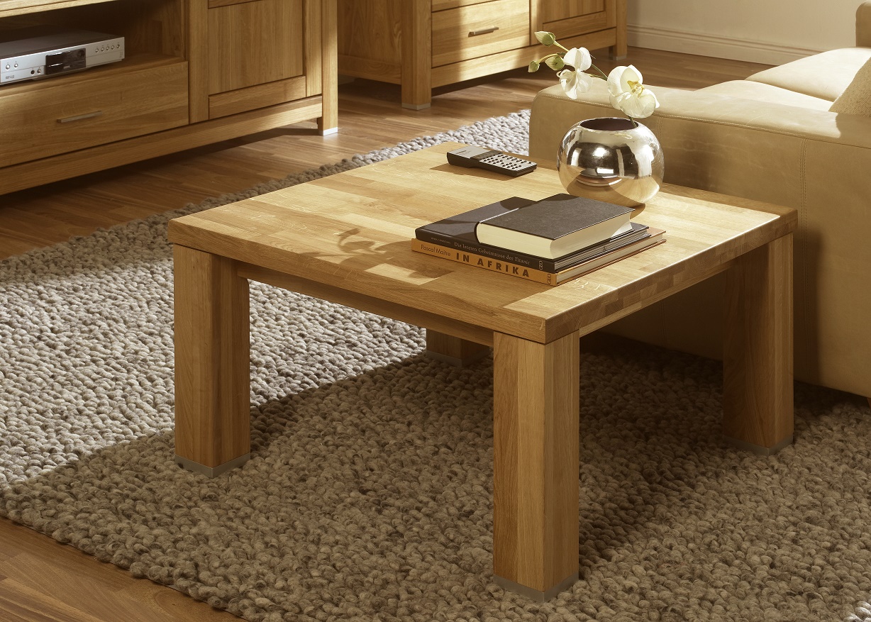 Table basse carree en chene massif
