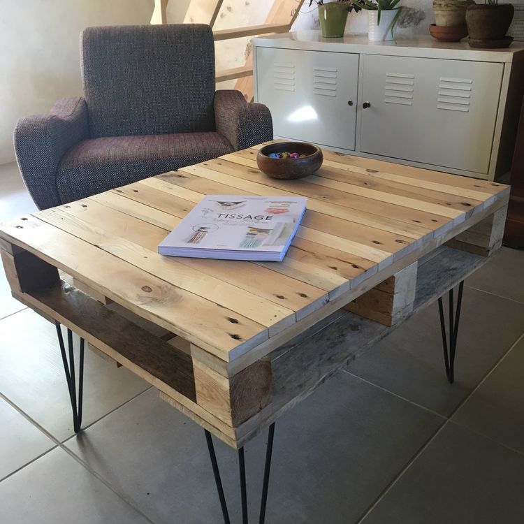 Table basse palette pieds epingle