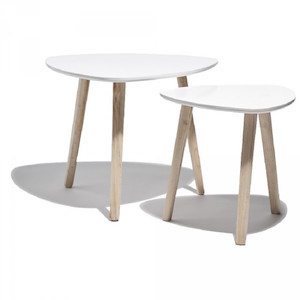 Table basse 3 pieds gifi