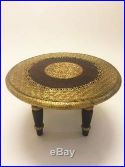 Table basse ronde en bois orientale