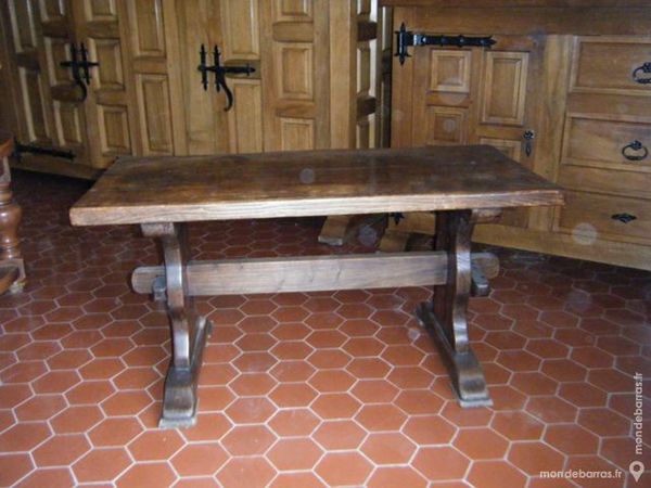 Table basse blanche pieds bois