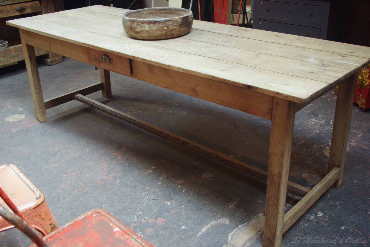 Vieille table basse bois
