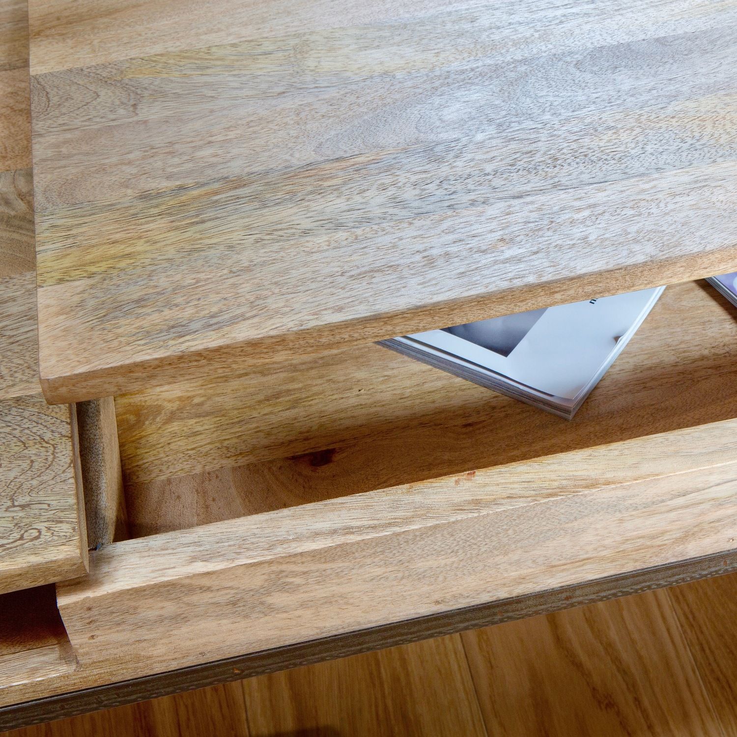 Table basse bois et metal et verre