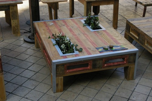 Table basse en palette originale