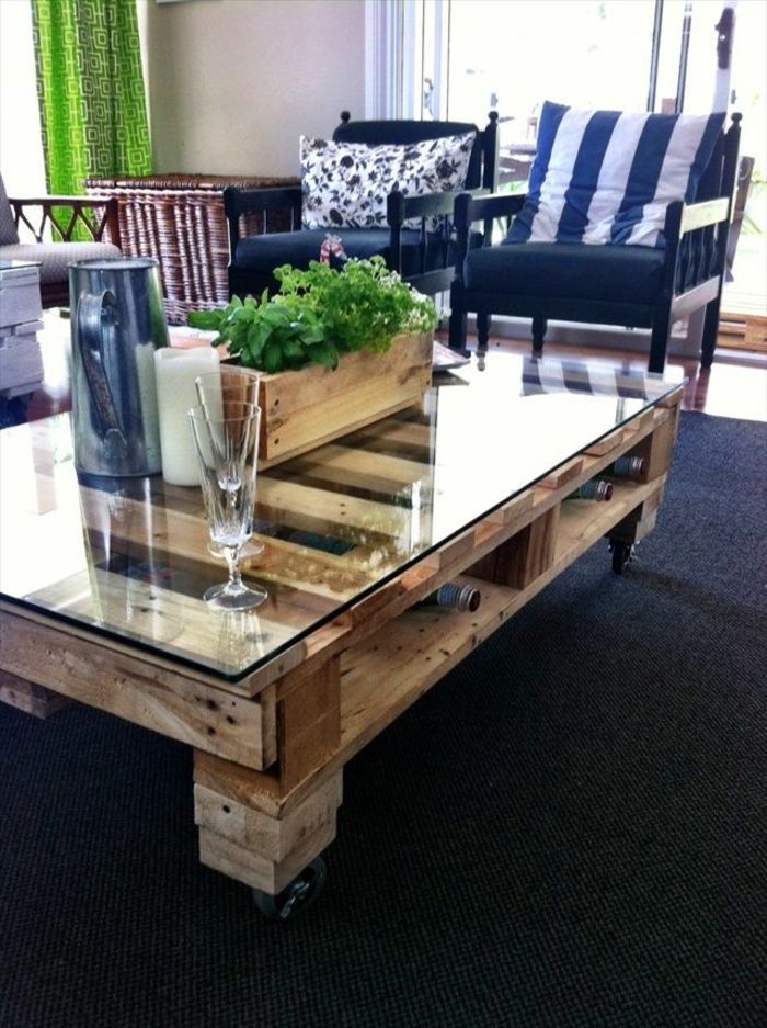 Table basse pour salon en palette