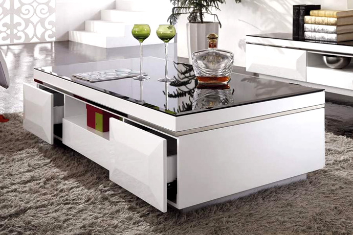 Décorer une table basse en verre