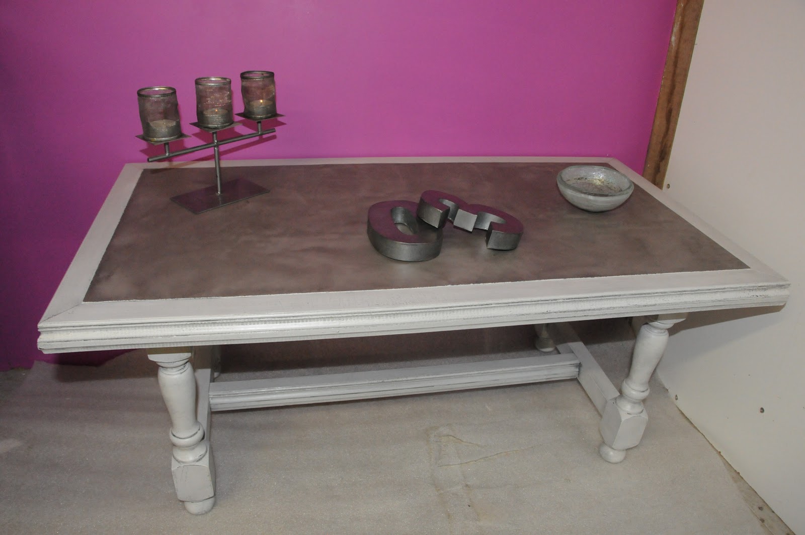 Repeindre table basse bois et carrelage