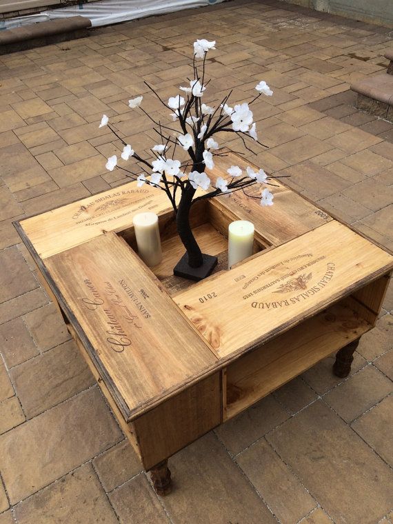 Table basse en caisse de vin en bois