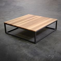 Table basse bois metal carrée