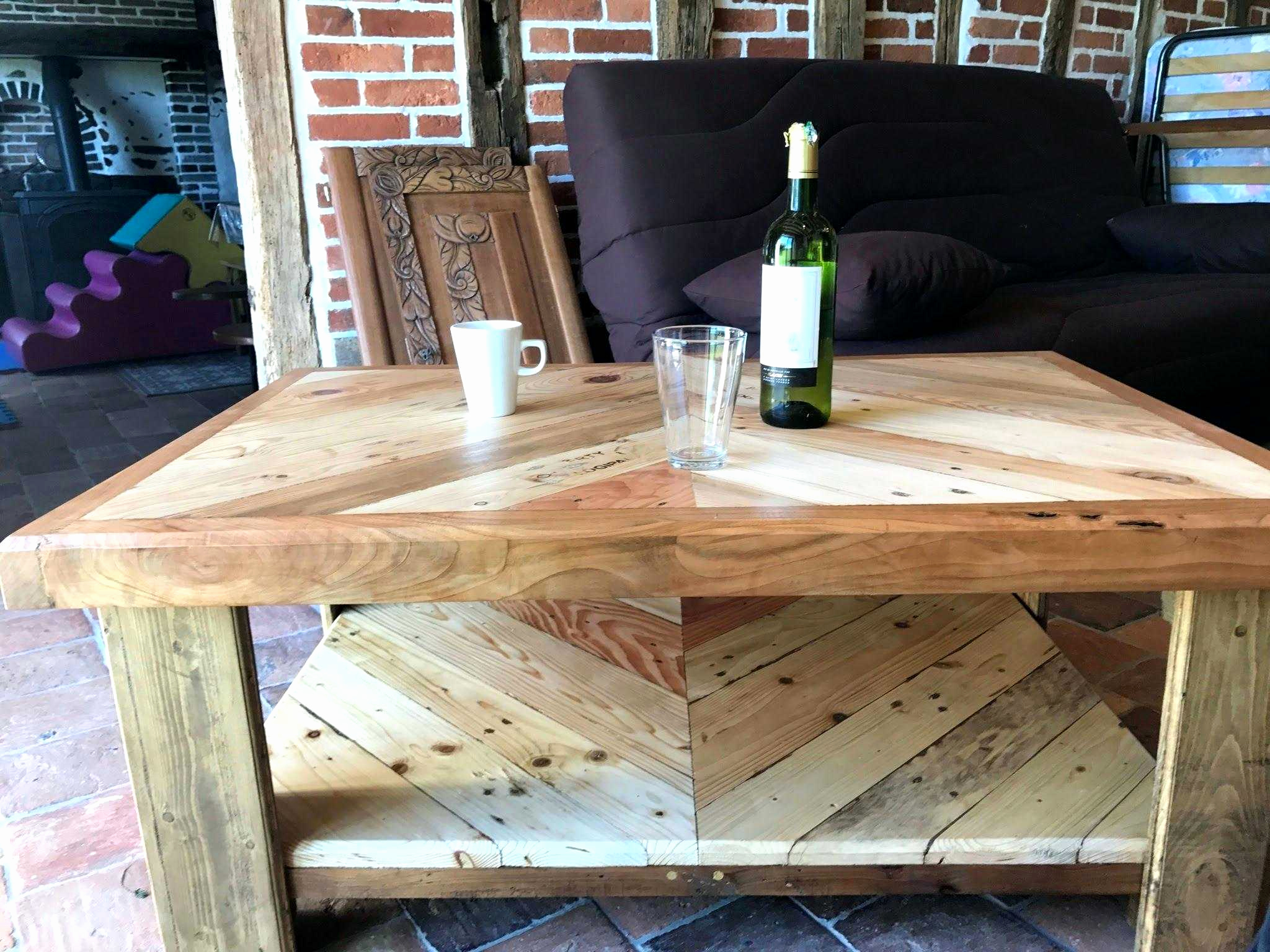 Fabriquer sa table basse en bois massif