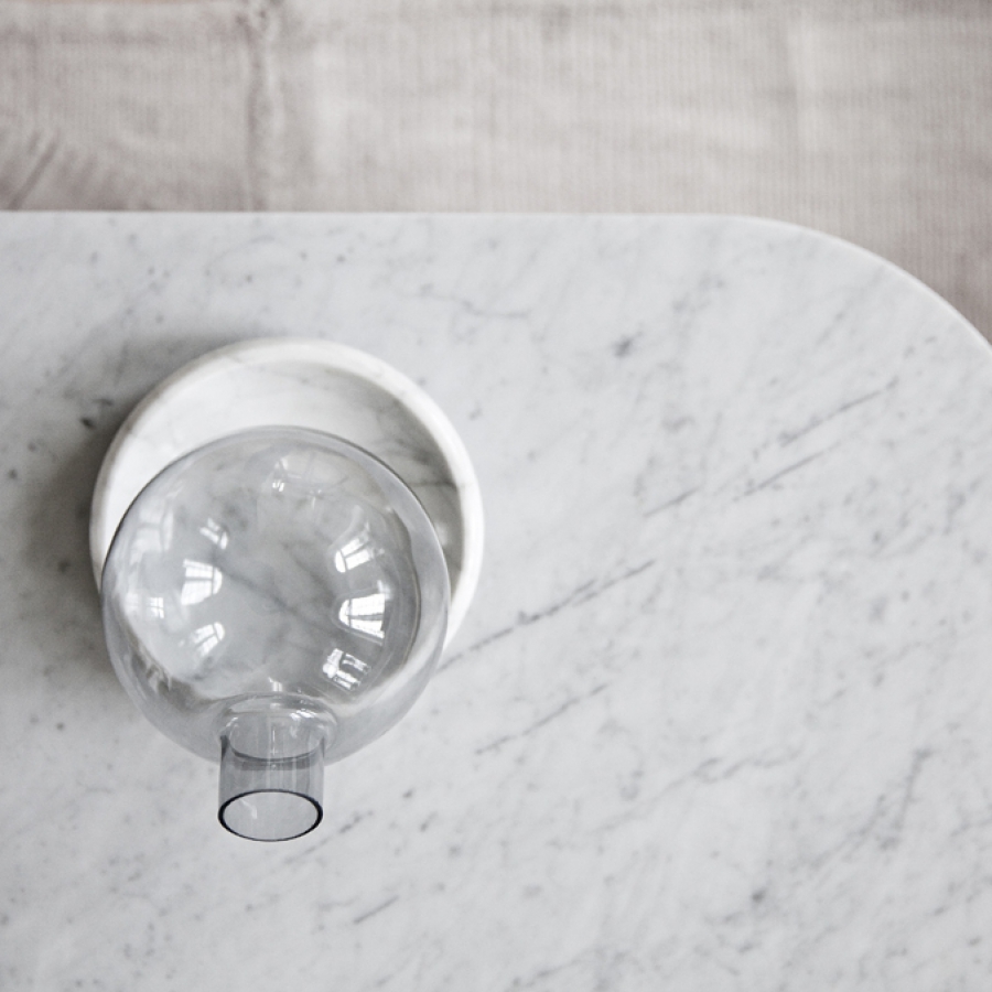 Table basse marbre and tradition