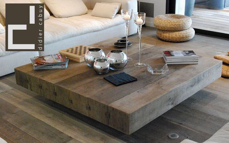 Table basse carrée contemporaine