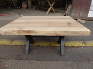 Table basse industrielle design