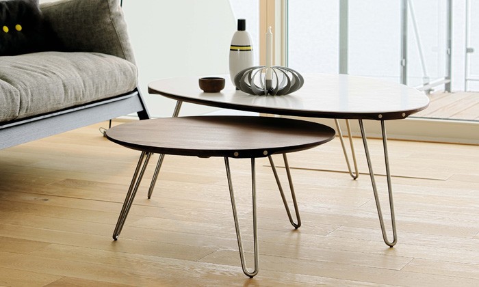Table basse en bois triangulaire