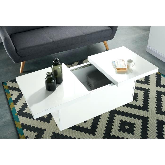 Table basse blanche avec rangement de bar intégré