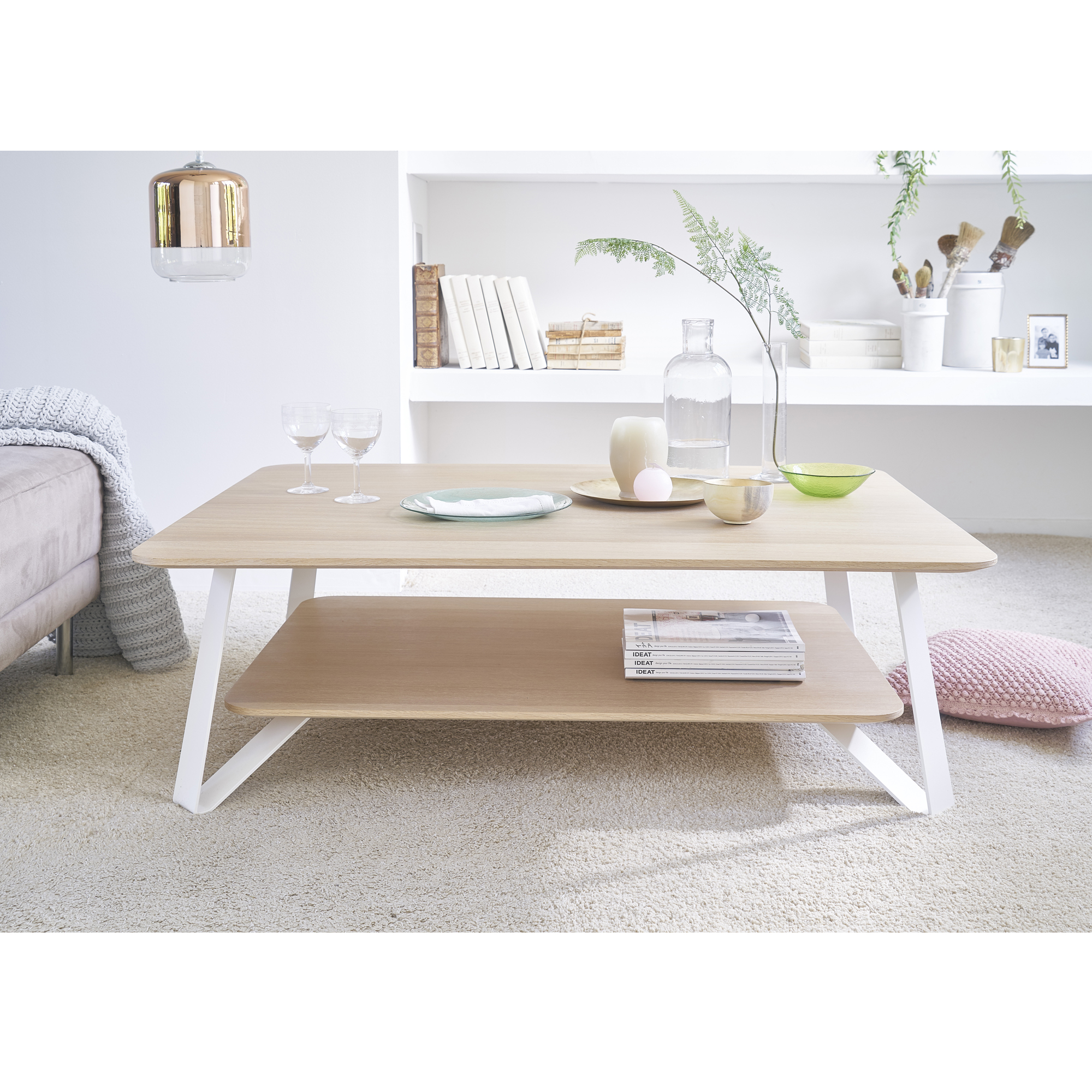 Table basse en bois et blanc