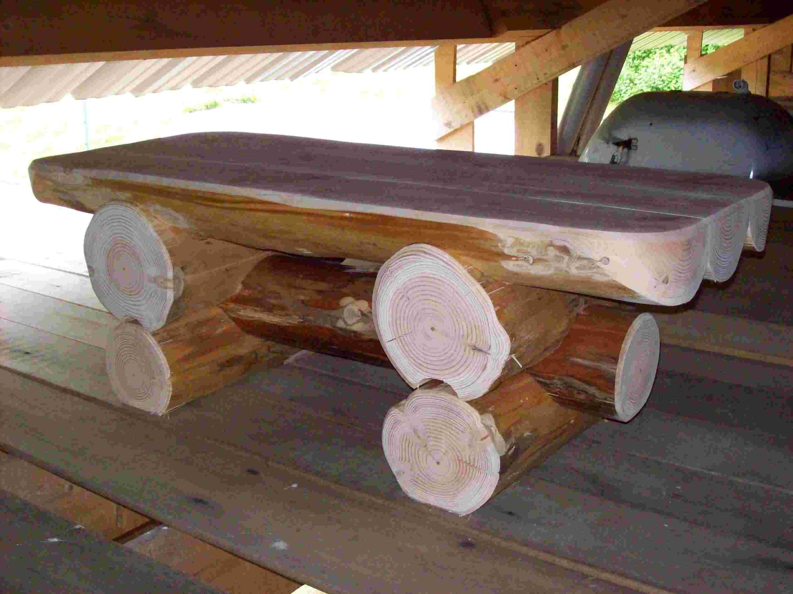 Table basse bois empilé