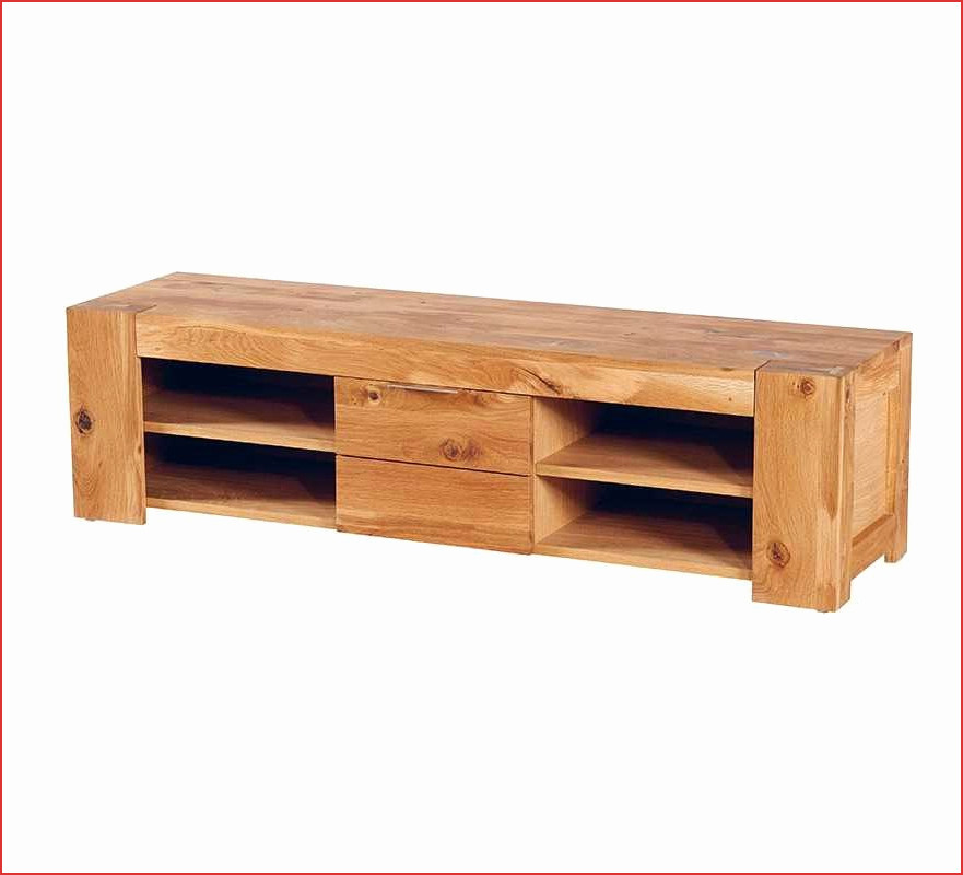 Restaurer une table basse en bois