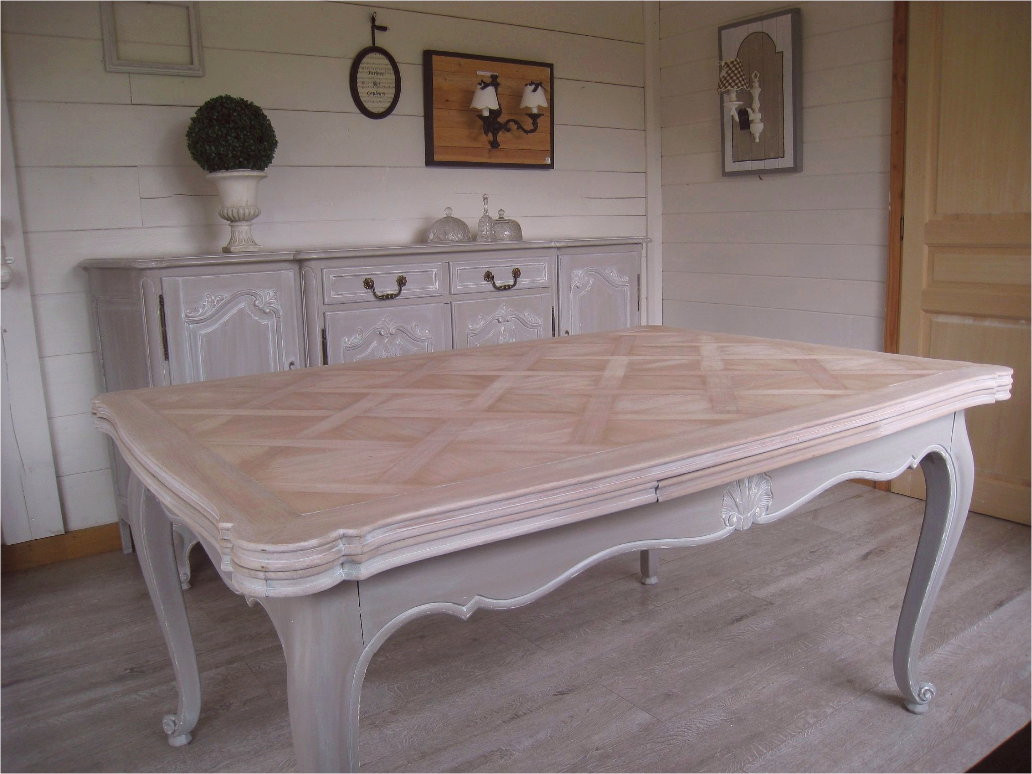 Table basse en bois relookée