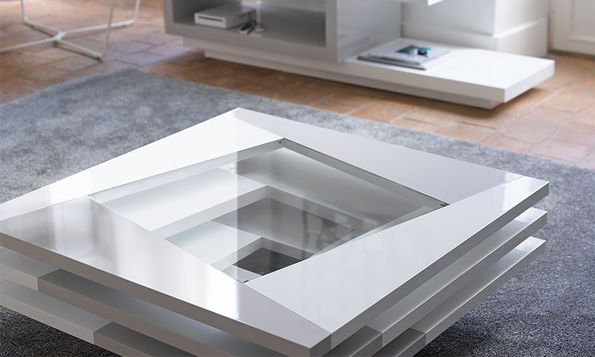 Table basse carrée
