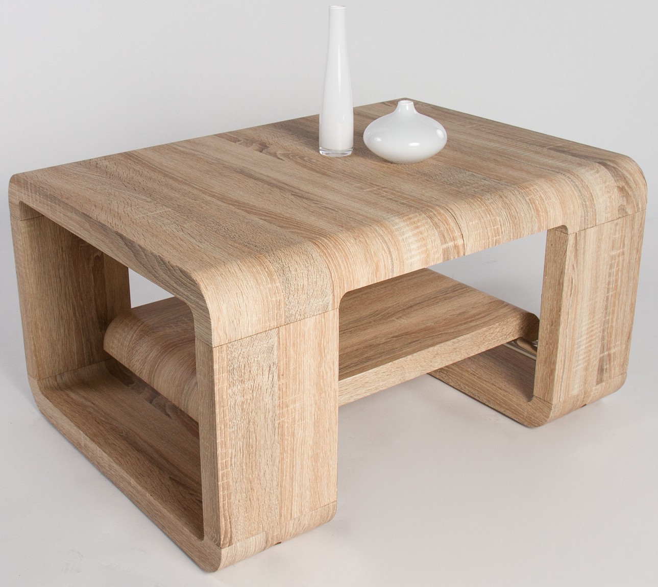 Petite table basse en bois