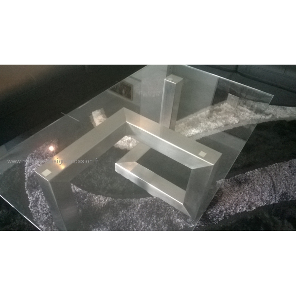 Table basse design en inox