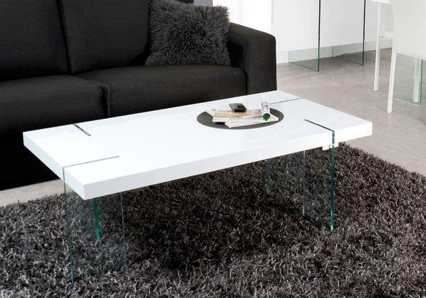 Table basse en verre avec pied blanc laqué