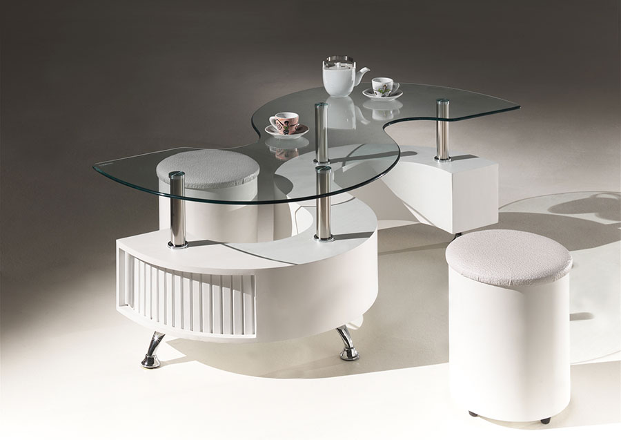 Table basse avec pouf blanche