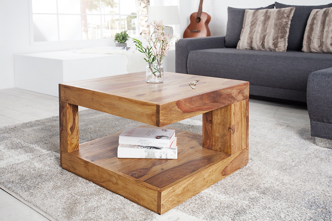 Petite table basse bois massif