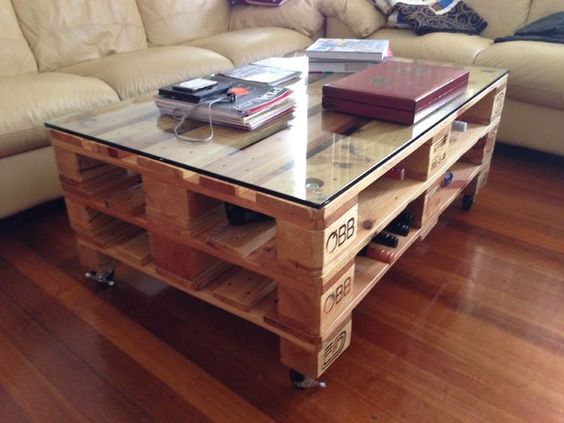 Faire une table basse avec 1 palette