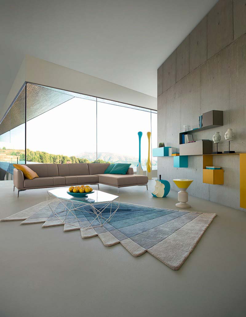 Que mettre sur une table basse en verre