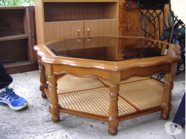 Table basse octogonale en bois