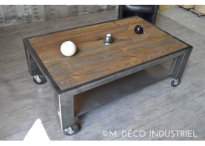 Table basse industrielle roulette