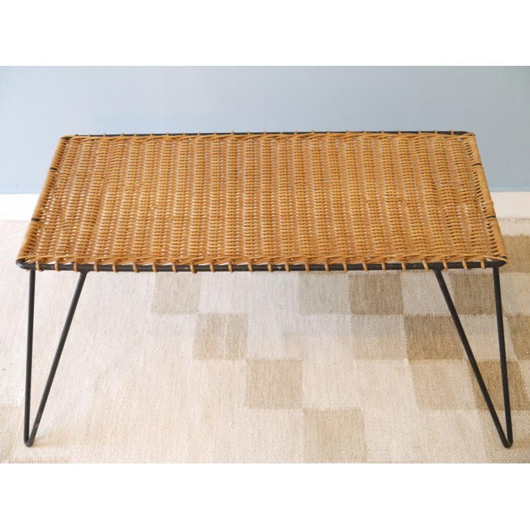 Table basse en rotin vintage